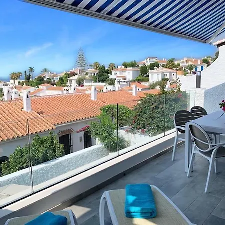 Wonderful House By The Sea