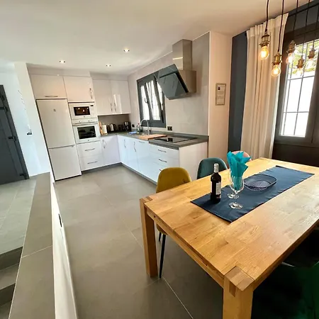 Wonderful House By The Sea Willa