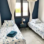 Villa Wonderful House By The Sea