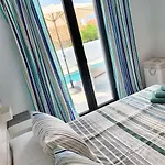 Villa Wonderful House By The Sea