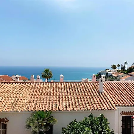 Wonderful House By The Sea