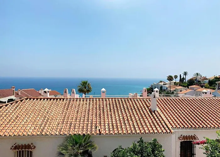 Wonderful House By The Sea Villa