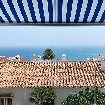 Wonderful House By The Sea וילה